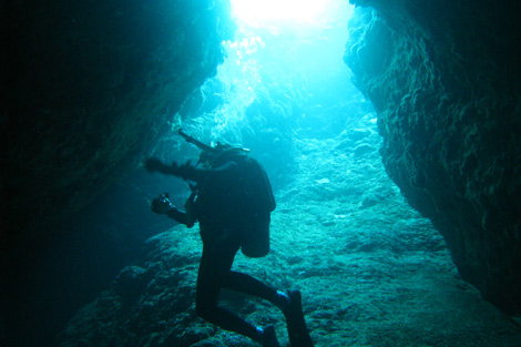 青の洞窟体験ダイビングツアー